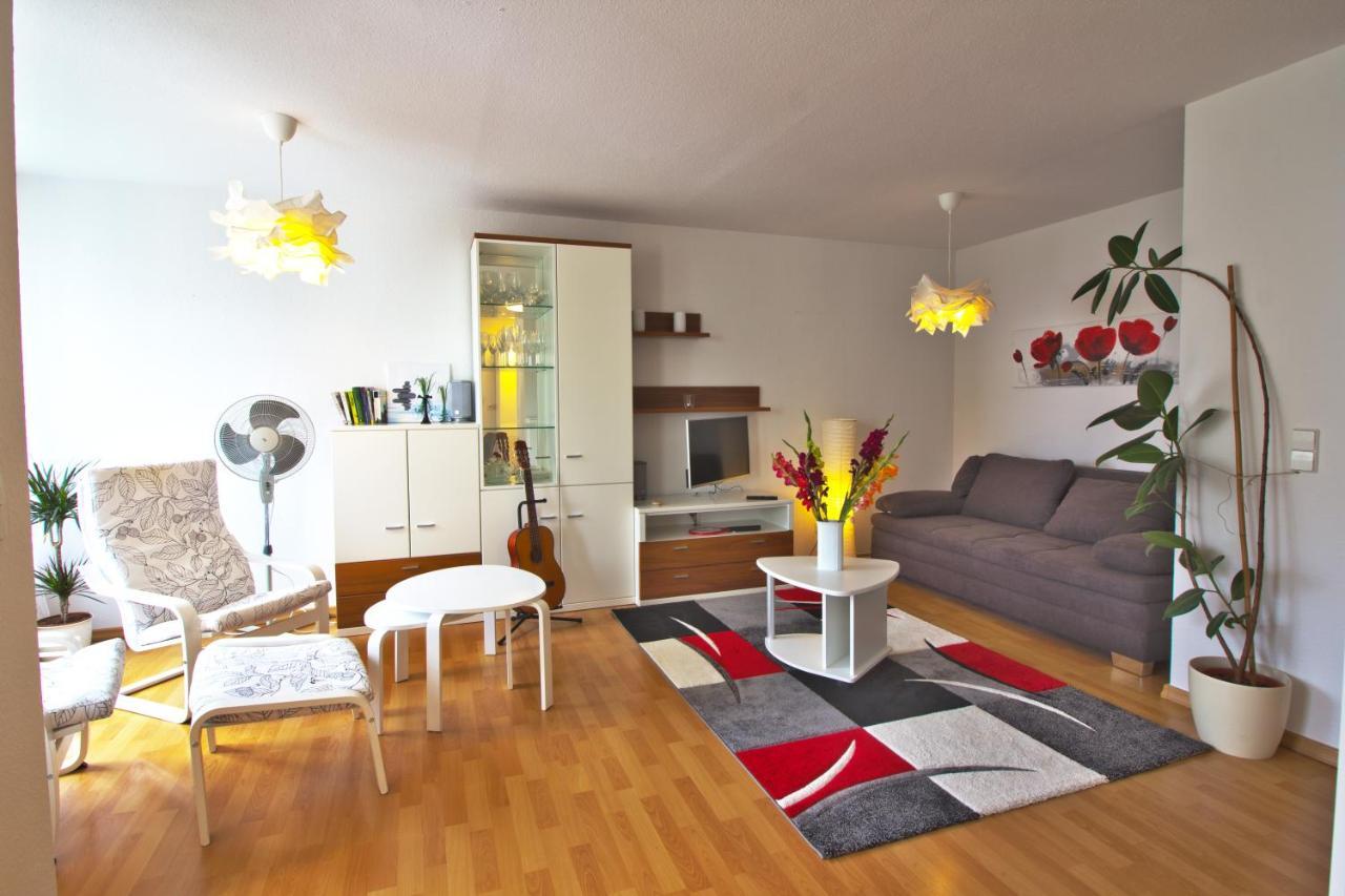 Ferienwohnung Kakadu Apartment Dresden Laubegast Wlan Tv Fahrrad Esterno foto